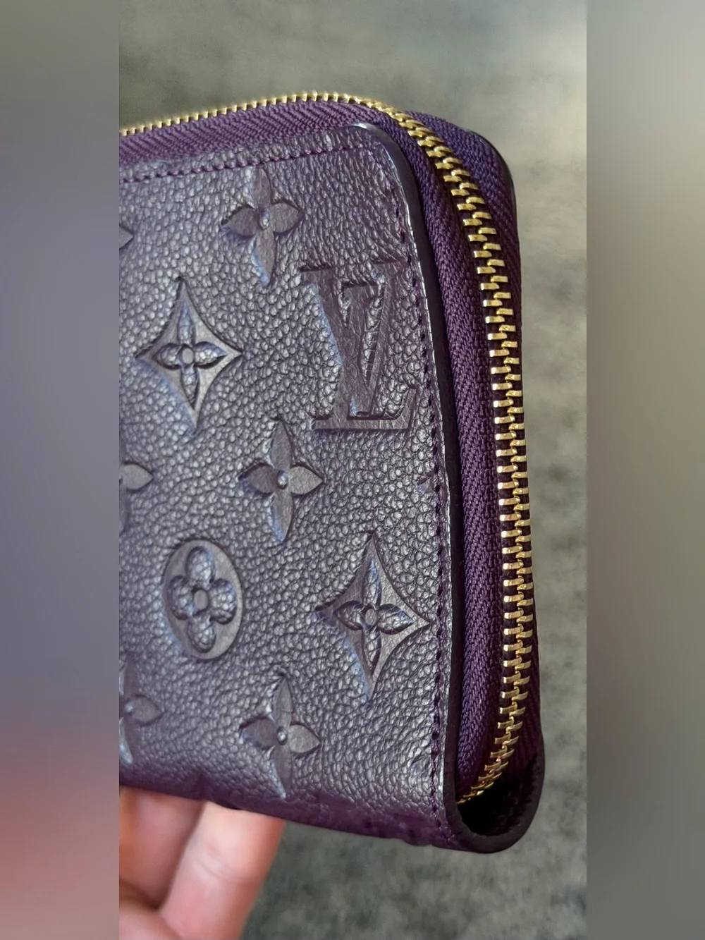 Louis Vuitton large zippy Wallet in Monogram Empreinte leather